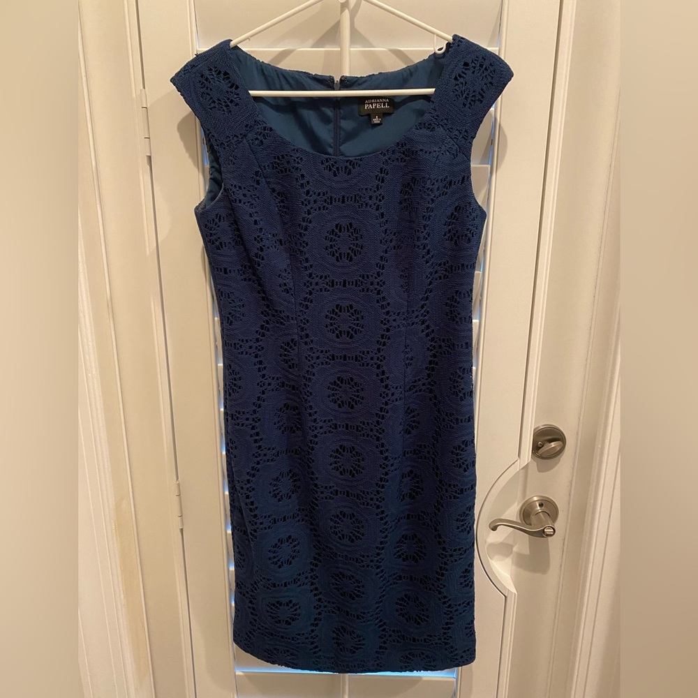 Adrianna Papell Dark teal blue crochet lace cocktail shift dress cap sleeves